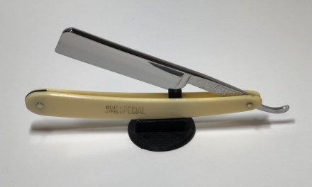3D Printed Straight Razor Stand
